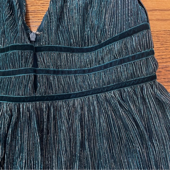 Lulus Metallic Teal Green/Blue Semi Formal Homecoming Party Dress Size Small NWT - Picture 10 of 14